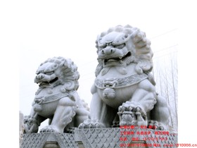 不同位置的石狮子分别有什么作用