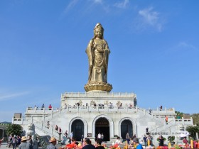 3月23日南京海关退运69.2吨放射性花岗岩,危害几何?