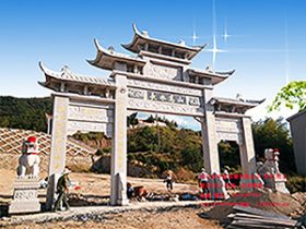 石牌坊雕刻是古典建筑与现代建筑的完美结合