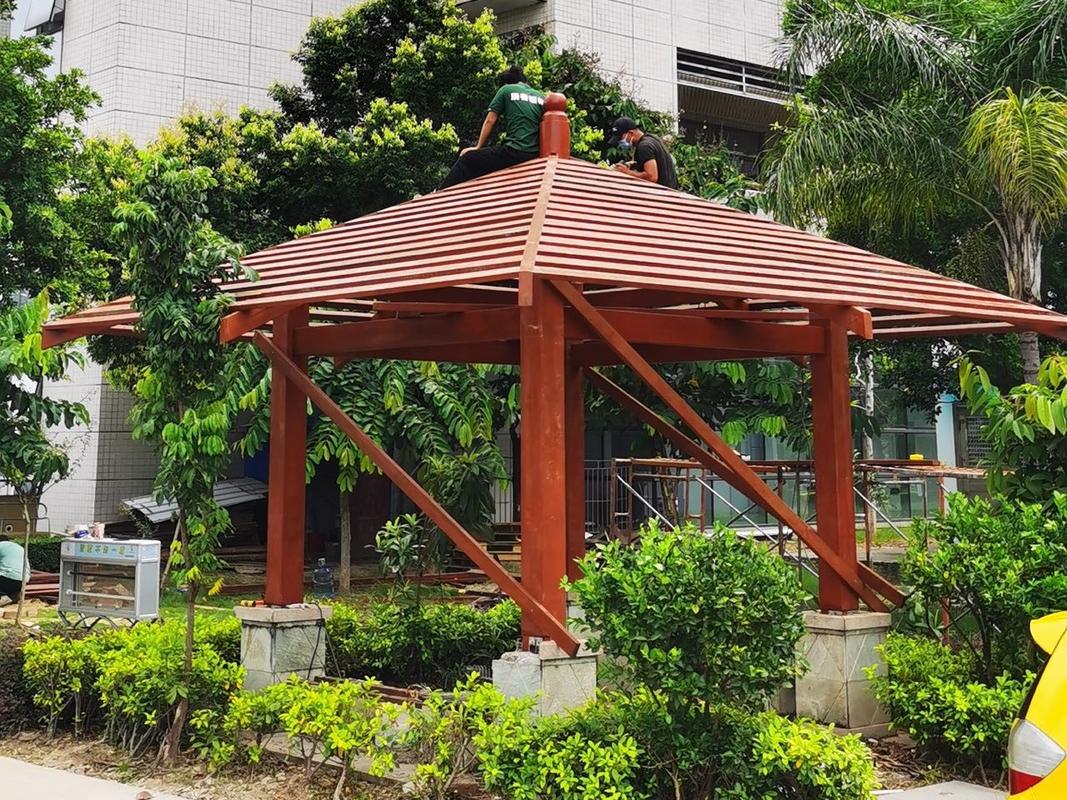 铝合金凉亭加装门窗壁炉_庭院休闲区设计_防腐木凉亭图