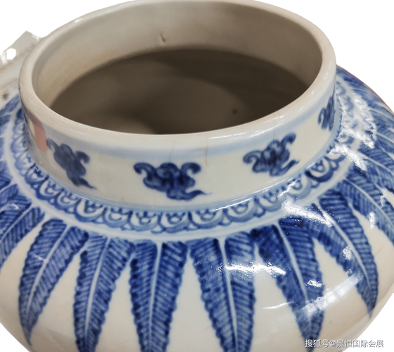 明代玉壶春瓶断代_明代嘉靖瓷器_玉壶春瓶各时期特征